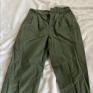 VTG 90s Eddie Bauer Sage green 100% cotton high rise trousers, size 6-8